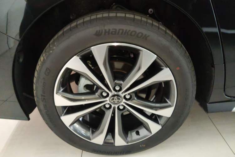 Used Toyota Granvia 2024 2.5L Hybrid Prestige PLUS Edition