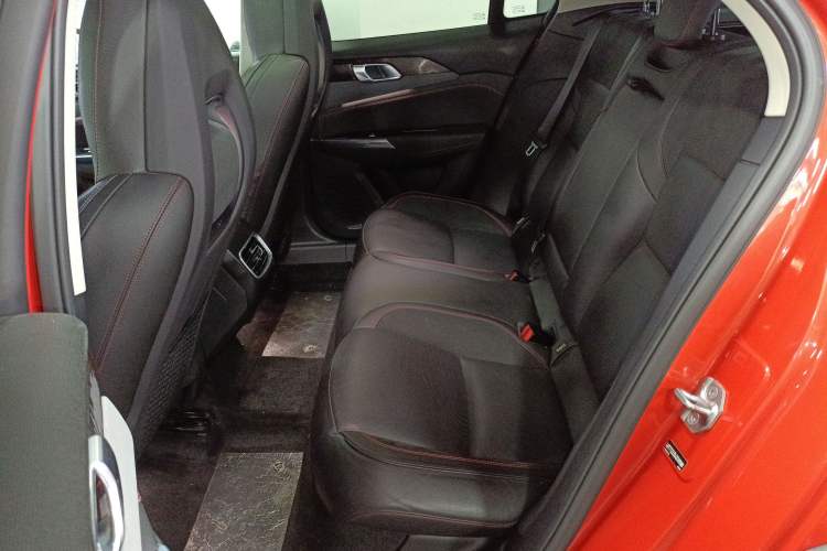 Used Lynk & Co 02 2018 1.5T DCT Two-Wheel Drive Pro Version China V Emission Standard
