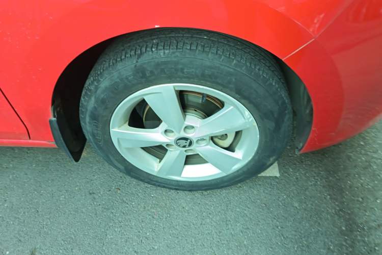 Used Skoda Rapid Spaceback 2018 1.6L Automatic Comfort Edition
