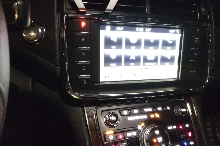 Used Lincoln Continental 2018 2.0T Two-Wheel Drive Deluxe Edition
