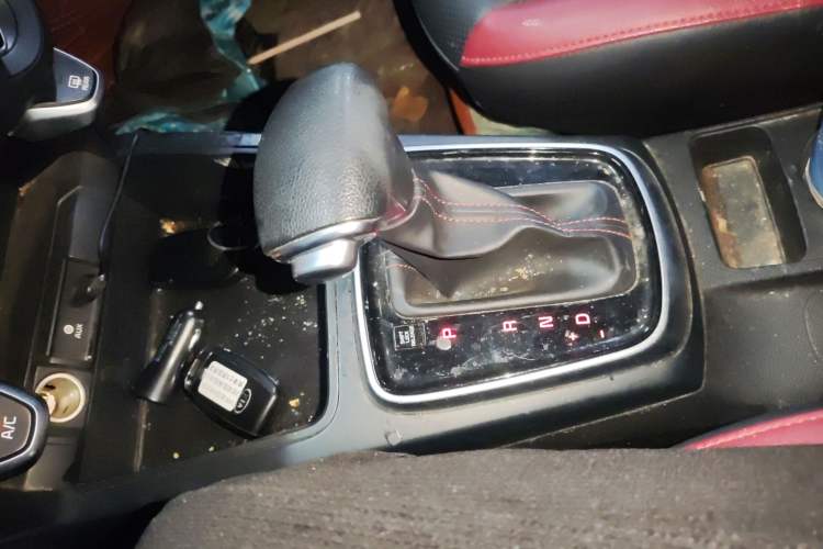 Used Kia KX Cross 2017 1.4L AT GLS