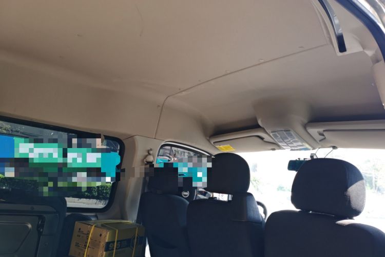 Used SAIC MAXUS Xintu V80 2019 2.5T Classic Model AMT Aoyuntong Long Wheelbase Mid-Roof 7-Seater