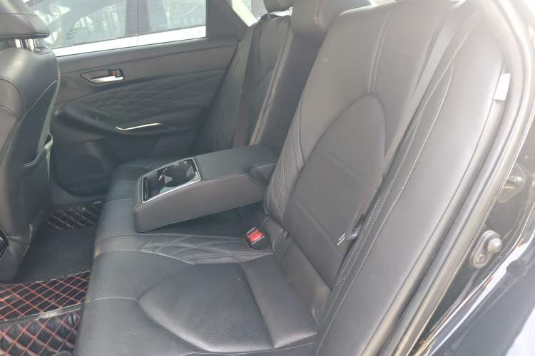 Used Toyota Avalon 2019 2.5L Touring Premium Version China V Standard Left Rear Seat