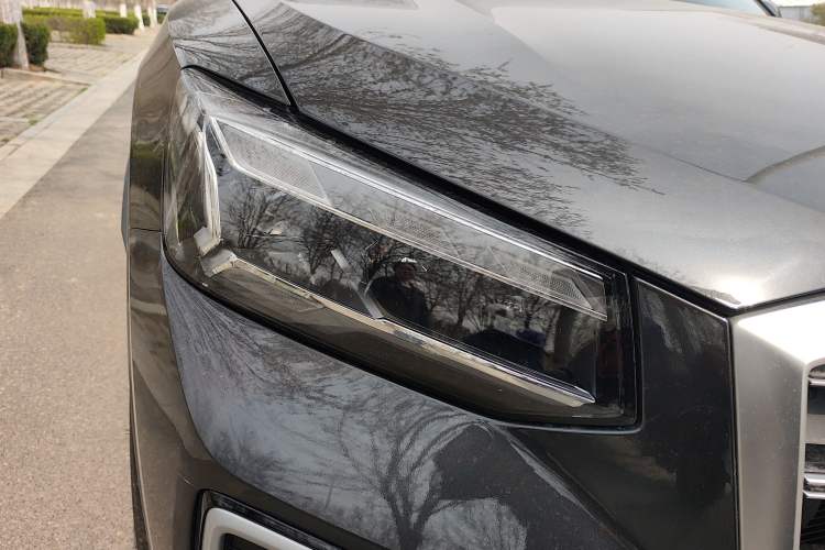 Used Audi Q2L 2023 35TFSI Fashion Dynamic Model Right Front Headlight