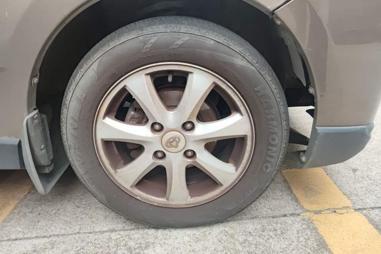 Used CHANGAN KAICHENG Ruixing M80 2018 1.5L Comfort Van Flat Roof Back-Hinged Doors 4G15S