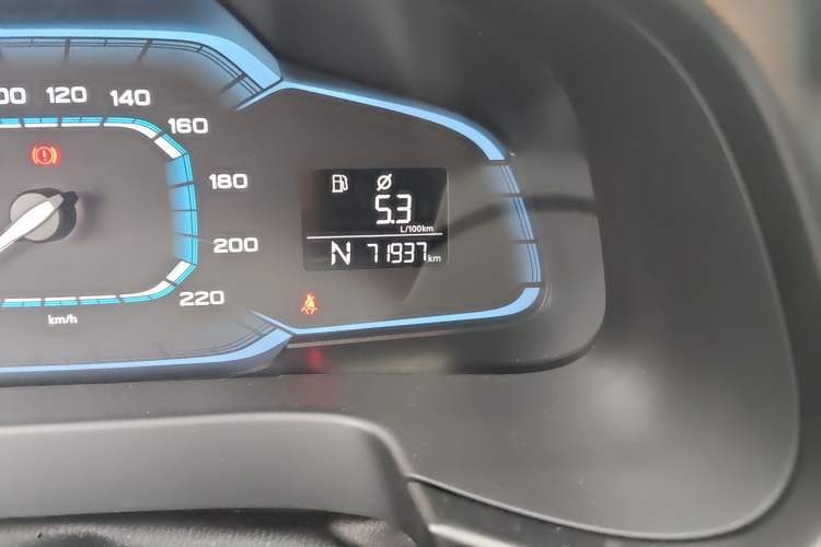 Used Roewe 360 2015 1.5L Automatic Luxury Edition