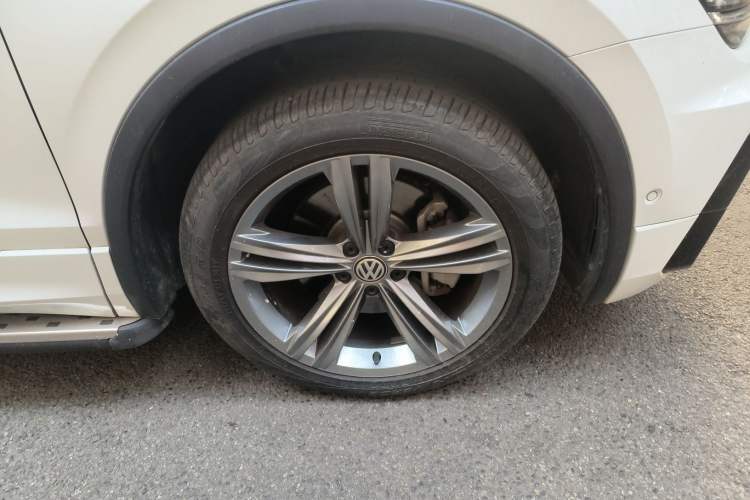 Used Volkswagen Tiguan 2018 330TSI All-Wheel-Drive Innovation Model