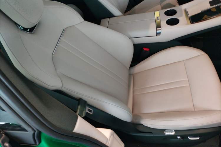 Used Xiaomi Auto YU7 2025 Ultra-Long Range All-Wheel Drive Pro Version