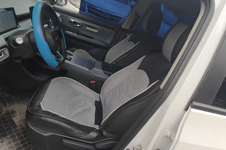 Used AION Y 2023 Plus 610 Enjoy Edition