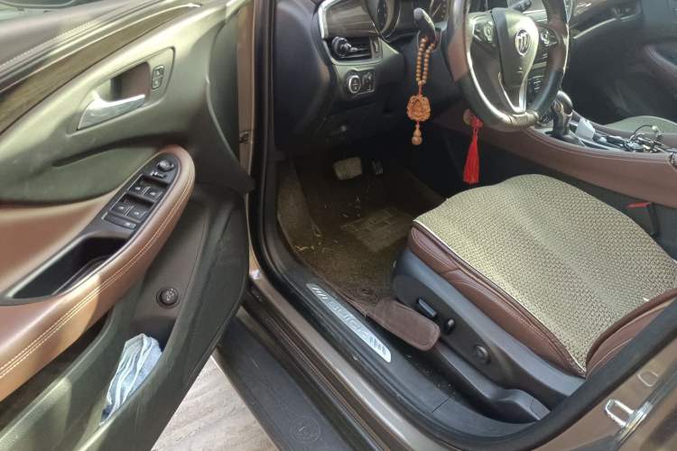 Used Buick Envision 2017 28T Four-Wheel Drive Luxury Model