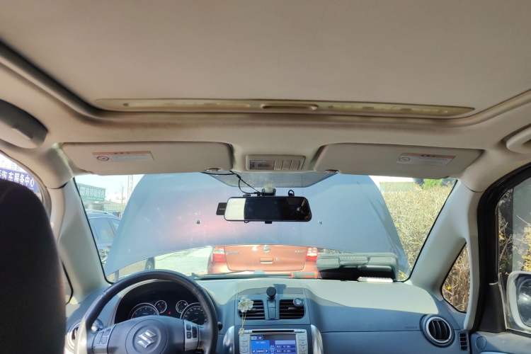 Used Suzuki SX4 2012 1.6L Automatic Ruiqi Model
