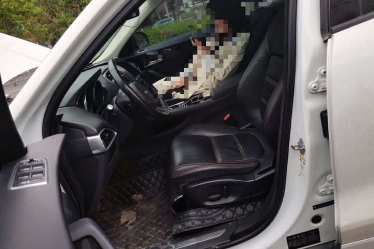 Used Jaguar F-PACE 2016 2.0T Two-Wheel Drive Urban Luxury Edition
