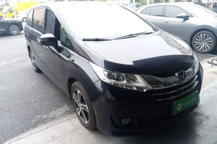 Used Honda Odyssey 2017 2.4L Smart Edition Front Right 45 Deg