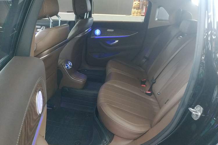 Used Mercedes-Benz E-Class 2023 Updated E 300 L Fashion Edition
