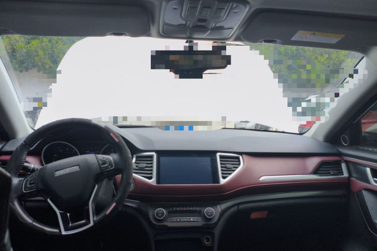 Used Haval H6 Coupe 2019 1.5T Automatic Two-Wheel Drive Luxury Smart Connectivity Version China VI Standard Center Console