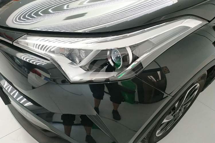 Used Toyota IZOA 2018 2.0L Yichi Edition China V Standard Left Front Headlight