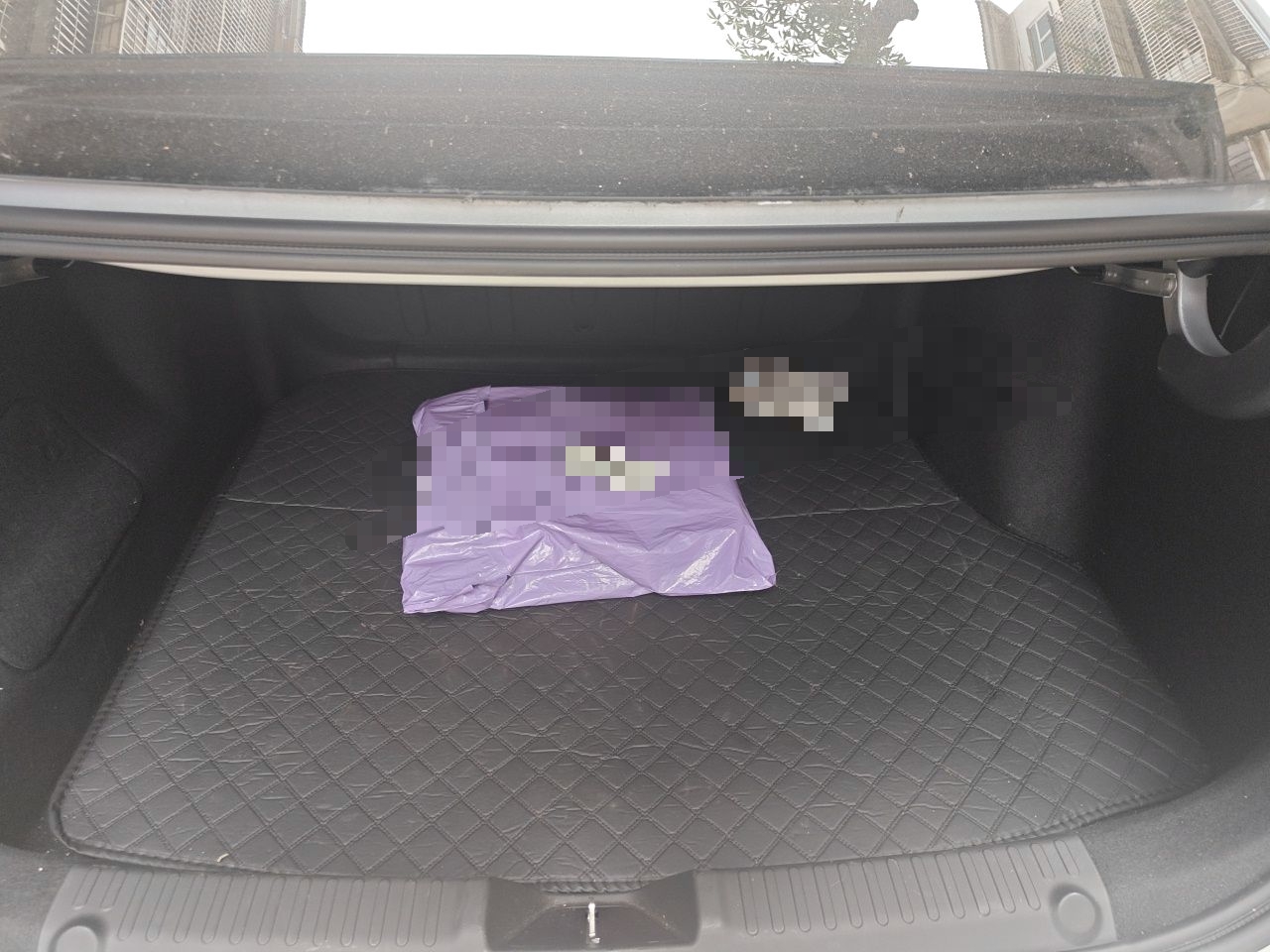 Geely Galaxy L6 2025 EM-i 140km Explorer+ Edition — снимка 19