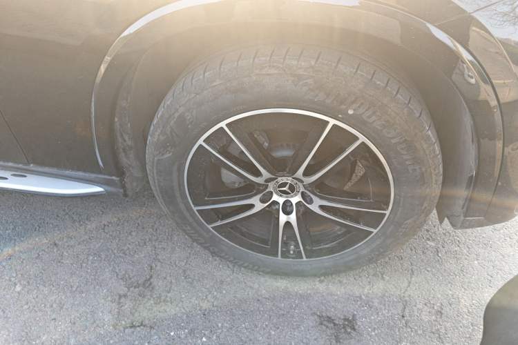 Used Mercedes-Benz GLC 2025 GLC 260 L 4MATIC Luxury Model
