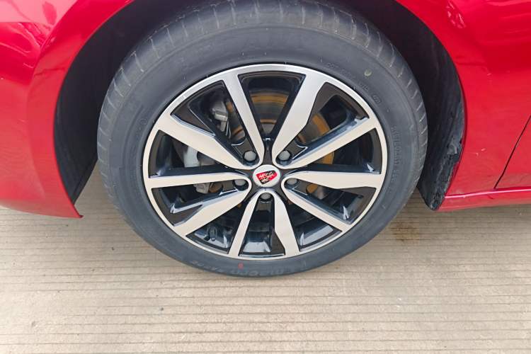 Used Roewe i6 2018 20T Automatic Flagship Edition Left Front Wheel Hub