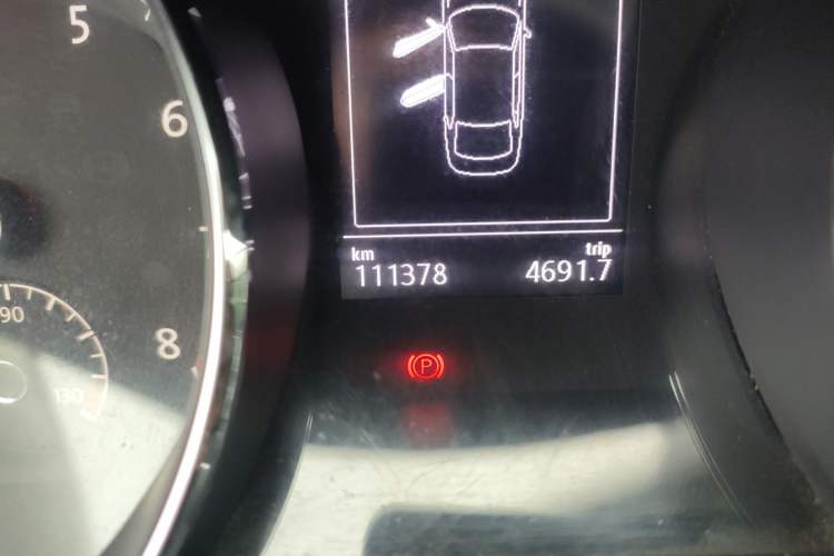 Used Volkswagen Lamando 2017 280TSI DSG Comfort Edition Odometer Close Up