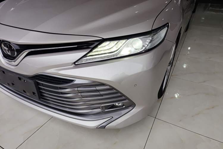 Used Toyota Camry 2019 2.5G Luxury Edition China VI Standard