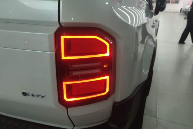 Used Toyota Prado 2024 2.4T All-Terrain TX Version 5 Seats Right Rear Taillight