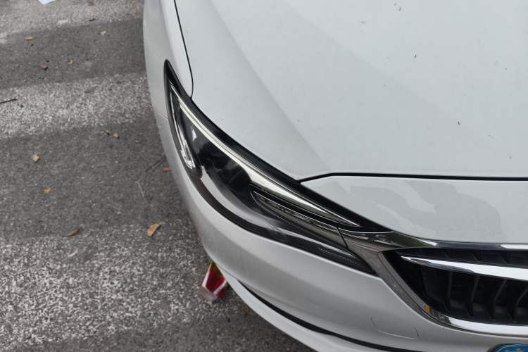 Used Buick GT 2019 18T Automatic Connected Elite Model China VI Standard Right Front Headlight