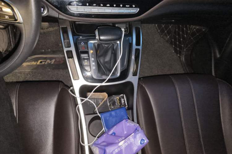 Used GAC Trumpchi M6 2019 270T DCT Luxury Edition (7-seater) China VI Gear Lever