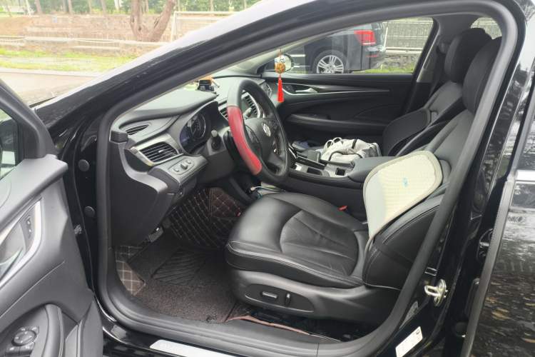 Used Buick LaCrosse 2020 652T Luxury Version Left Front Seat