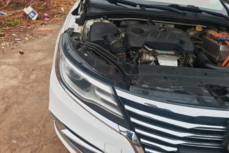 Used Roewe i6 New Energy 2017 45T Hybrid Connect & Smart Enjoyment Edition Right Front Headlight