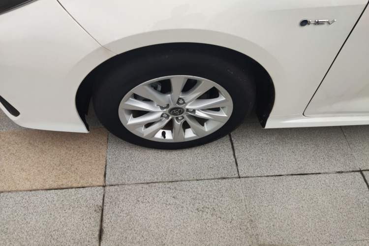 Used Toyota Corolla 2024 1.8L Smart Electric Hybrid Dual-Engine Elite Edition Left Front Wheel Hub