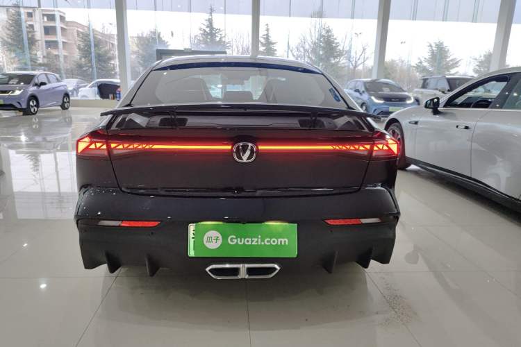 Used Changan UNI-V iDD 2024 Blue Whale Smart Electric iDD 136km Luxury Model