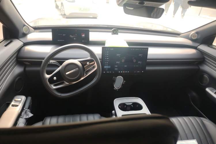 Used EXEED Star Era ET 2025 Extended-Range 265 Pro Two-Wheel Drive High-Speed Driver Assistance
