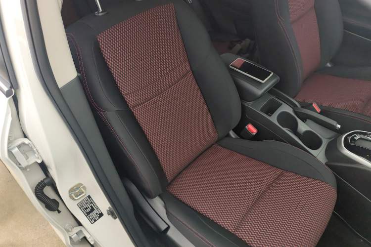 Used Nissan Qashqai 2017 2.0L CVT Elite Edition China V Standard Right Front Seat