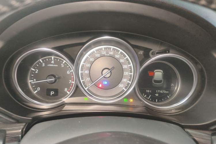 Used Mazda CX-5 2017 2.5L Automatic 4x4 ZhiZun Version China V Standard