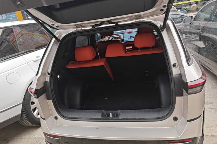 Used Toyota BZ 3X 2025 520 Pro LiDAR Edition Trunk