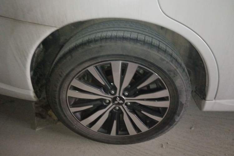 Used Mitsubishi Outlander 2021 2.0L Two-Wheel Drive Comfort Edition 5 Seats
