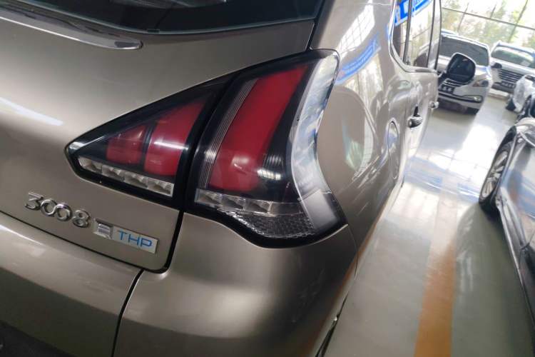 Used Peugeot 3008 2016 1.6THP Automatic Classic Edition