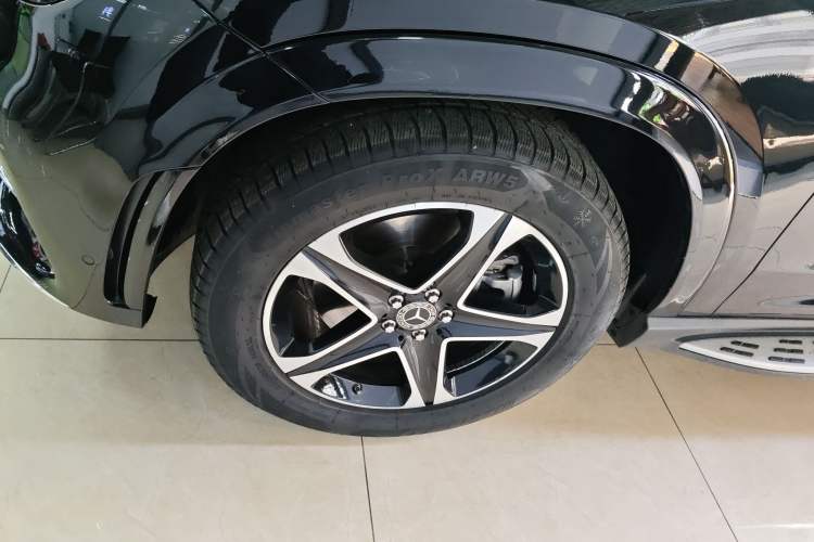 Used Mercedes-Benz GLE New Energy 2022 Restyled GLE 350 e 4MATIC Exterior 4