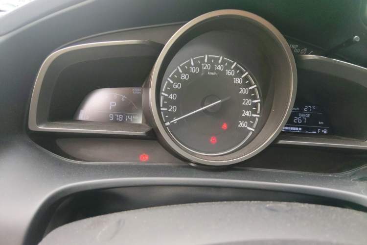 Used Mazda CX-4 2018 2.0L Automatic Two-Wheel Drive Blue Sky Premium Upgrade Version China V Standard
