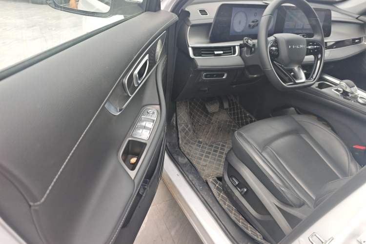 Used Chery Tiggo 8 PRO 2025 290T Two-Wheel-Drive Luxury Edition Driver Seat