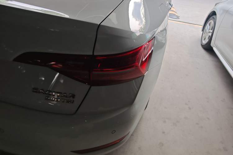 Used Volkswagen Sagitar 2021 280TSI DSG Excellence Edition Right Rear Taillight