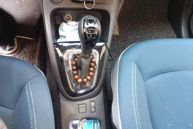 Used Renault Captur 2015 1.2T Automatic Standard Edition
