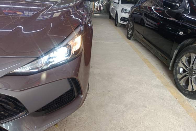 Used MG 5 2023 180 DVVT CVT Luxury Edition