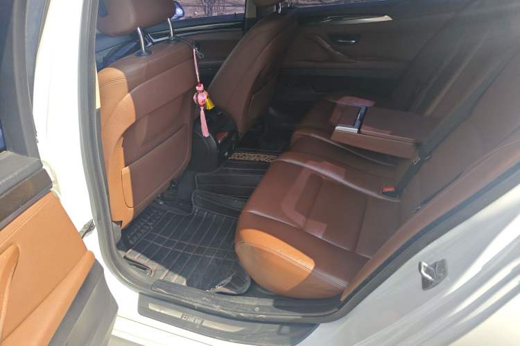 Used BMW 5 Series 2014 525Li Leading Model Left Rear Seat