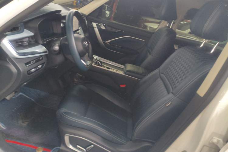 Used Geely Auto Jiajie 2023 Geely Jiaji L 1.5TD DCT Luxury Model
