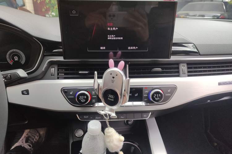 Used Audi A5 2024 Sportback 40 TFSI quattro Luxury Dynamic Model Audio And AC Panel