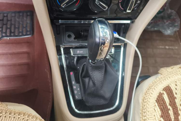 Used Volkswagen Bora 2014 1.6L Automatic Comfort Model