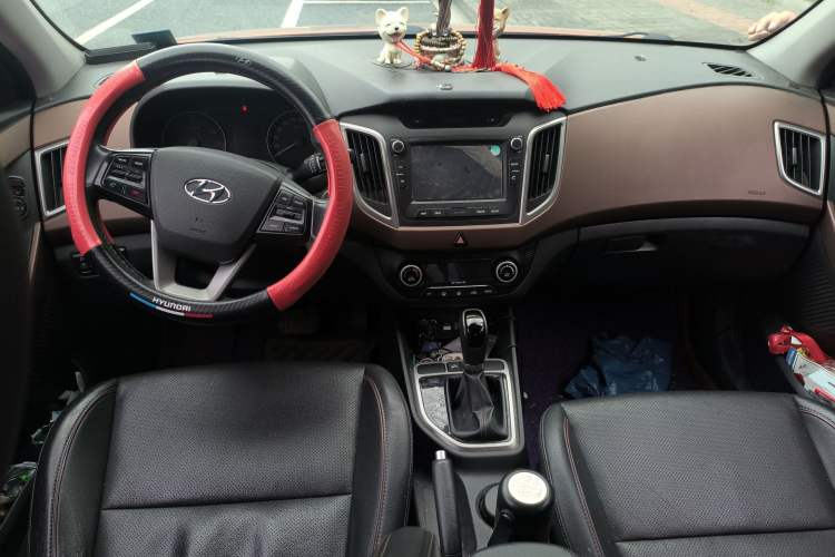 Used Hyundai ix25 2015 2.0L Automatic Two-Wheel Drive Intelligent GLS