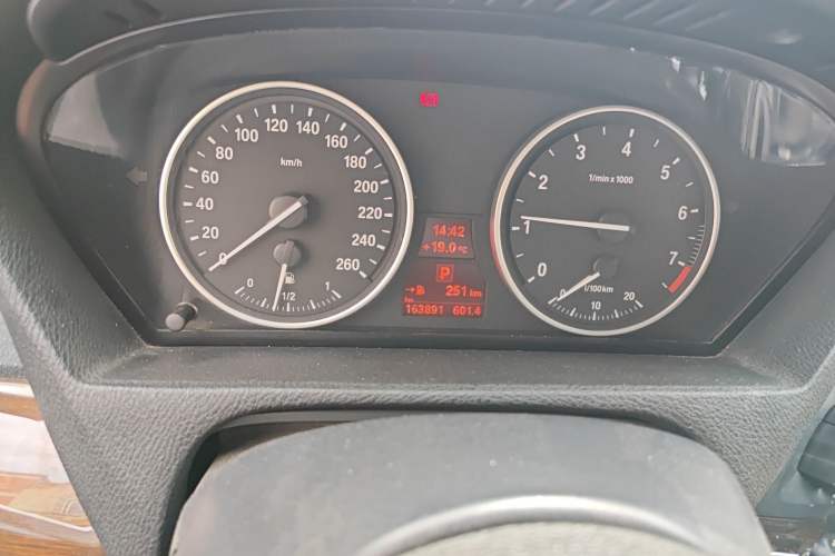 Used BMW X5 2013 xDrive35i Luxury Edition
